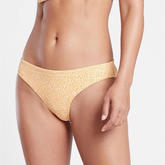 Athleta Clean medium textured bottom - Picture 5 of 10